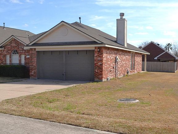 4th image of 121 Golfview Dr