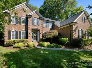 16043 Agincourt Dr, Huntersville, NC 28078