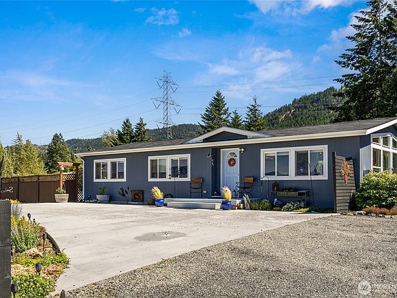 2nd image of 4200 Upper Peoh Point Road