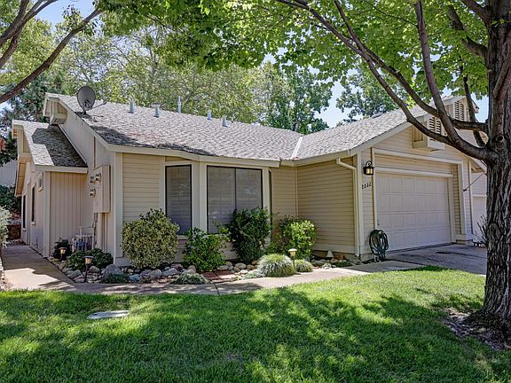 2nd image of 2222 Country Villa Ct #34