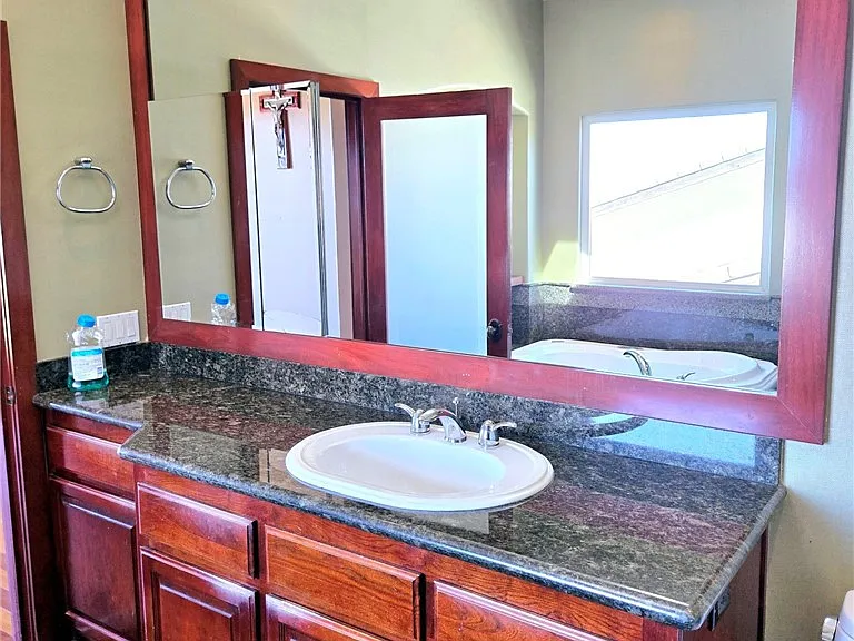 342 Lois Ln — Photo 30