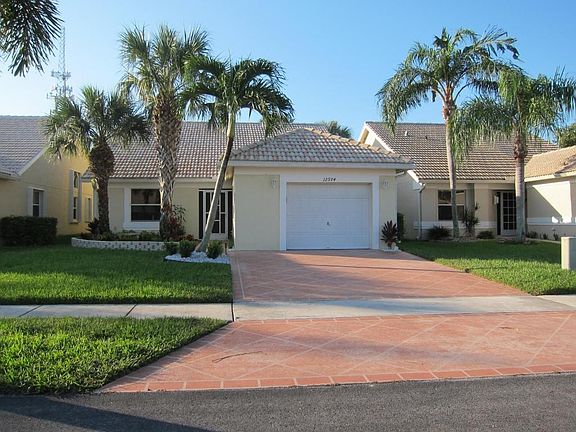 4th image of 12974 Hampton Lakes Cir