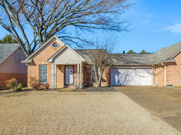 2749 Colonial Towers Dr, Cordova, TN 38016