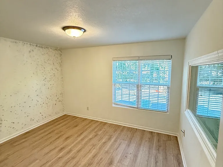 2nd Guest room