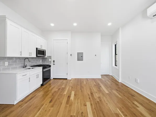 858 West Side Avenue image 8 of 12