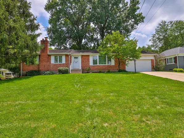 5521 Pinecrest Dr, Cincinnati, OH 45238