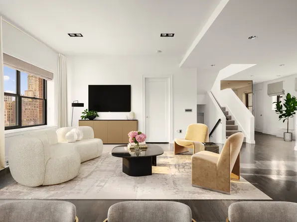 104 West 70th Street image 6 of 16