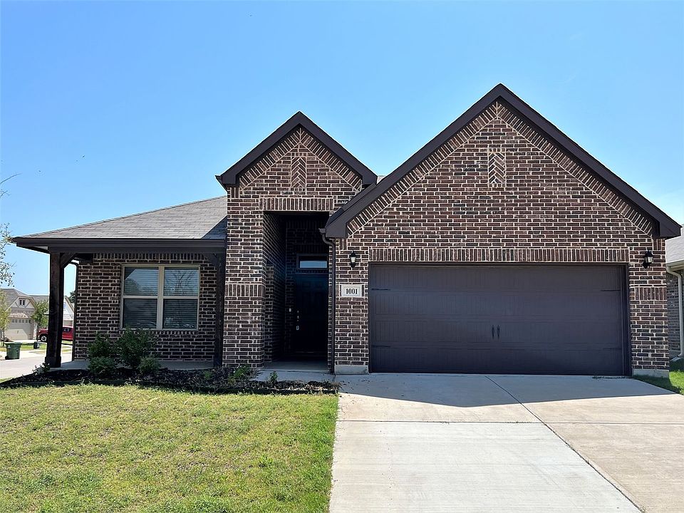 1st image of 1001 Eastland Ln