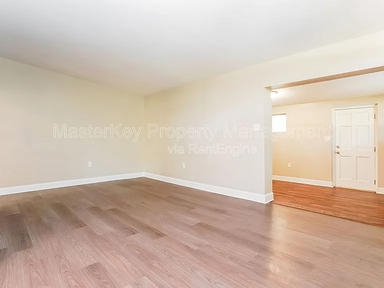 6313 Johnsdale Rd — Photo 17