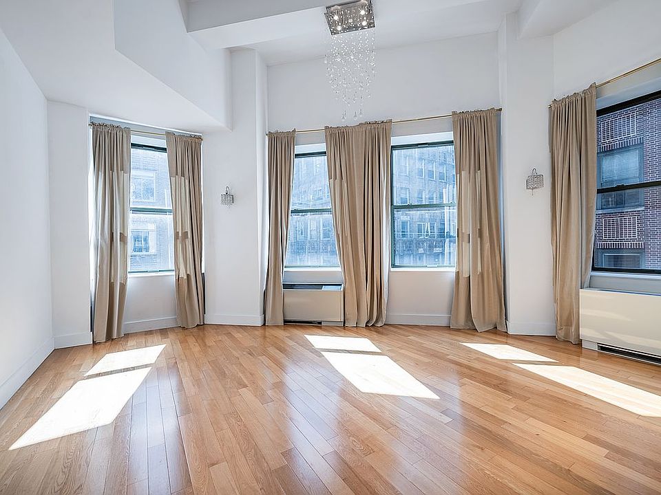 1st image of 99 John St APT 1207