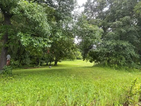32092 Falcon Dr, Unionville, MO 63565