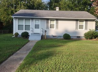 15 Maney Dr, Newport News, VA 23605