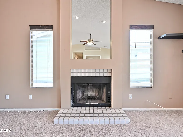 6830 E Paradise Ln — Photo 5