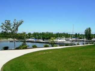 5283 Northpoint Dr, Pt Clinton, OH 43452
