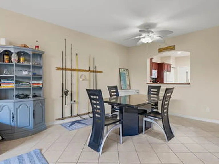 17529 Laurel Grove Ct — Photo 11