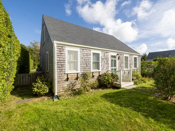 41 Macys Ln, Nantucket, MA 02554