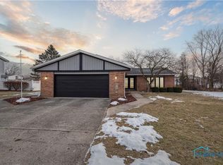 204 Indiana Dr, Bryan, OH 43506