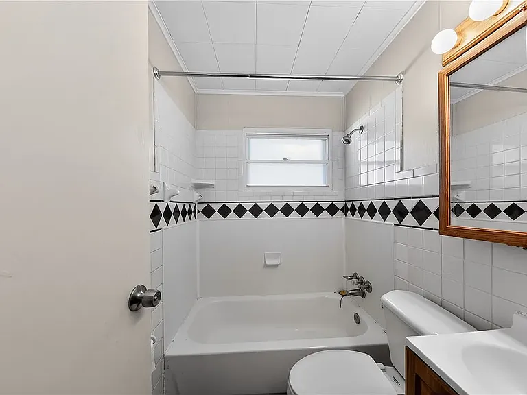 4176 Mapleleaf Dr — Photo 19