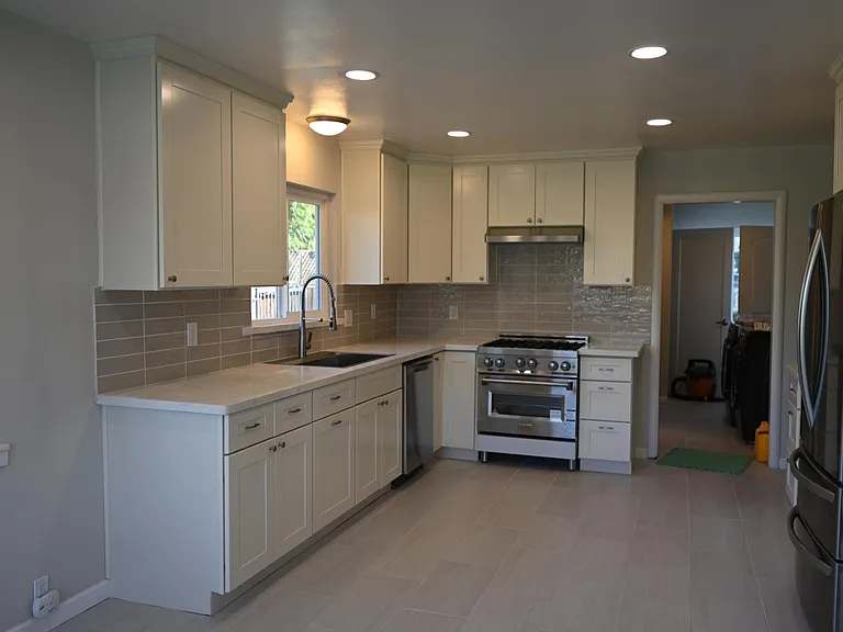 1264 Malone Rd — Photo 2