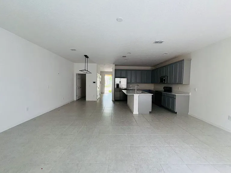 8166 Mosaic Ln — Photo 7