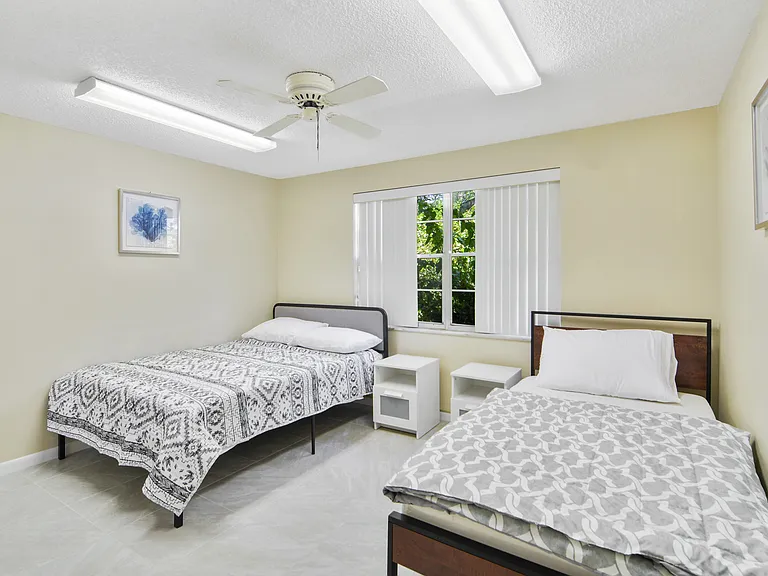 4108 Sand Lake Ct — Photo 14