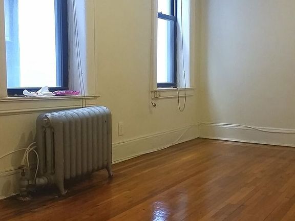 3rd image of 3164 34th St APT A4