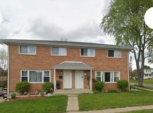 1022 E 5th St, Belvidere, IL 61008