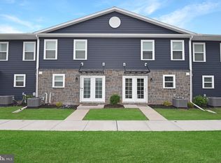 110 High Pointe Dr, Hummelstown, PA