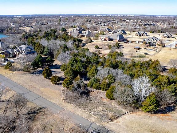 4th image of 3100 Santa Rosa Ct Lot 23
