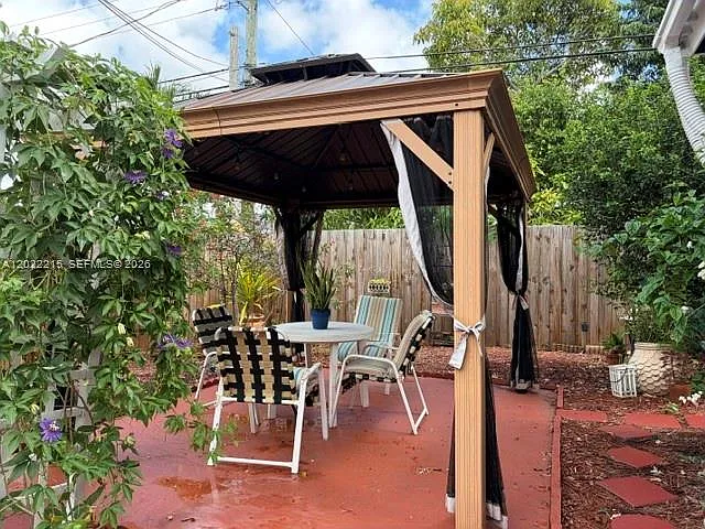 6215 SW 20th St — Photo 30