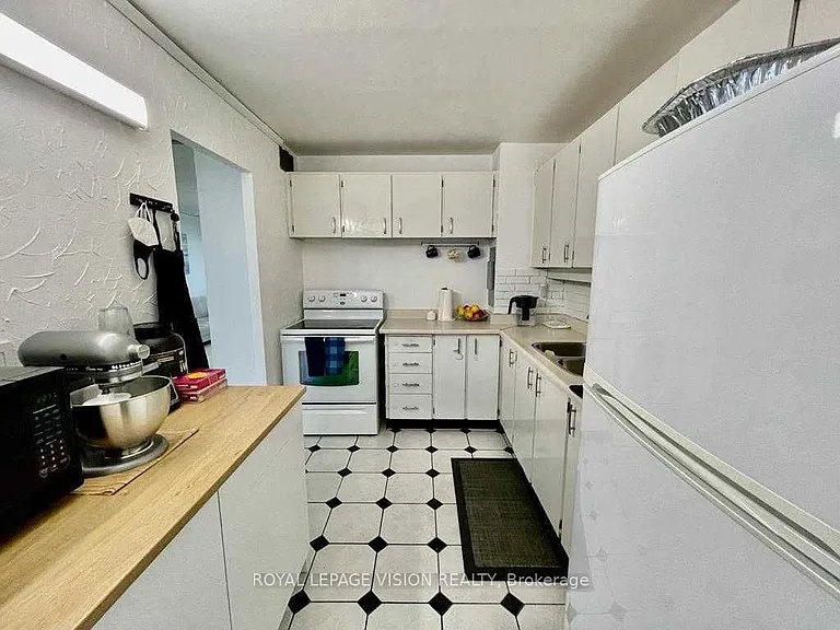 715 Don Mills Rd #1108 — Photo 10