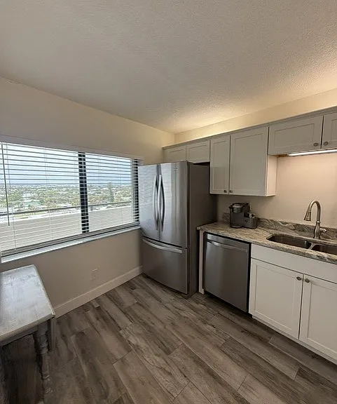 355 S Ocean Dr #807 — Photo 29