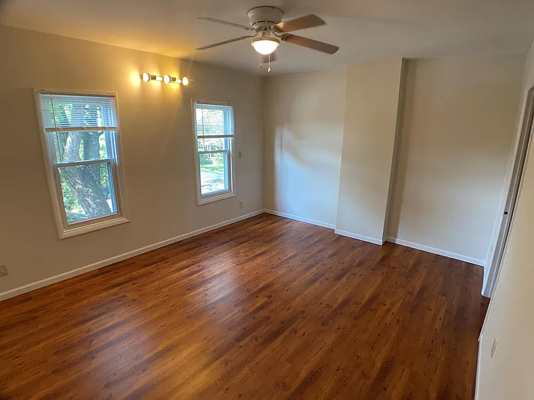 419 E Lane Ave — Photo 15