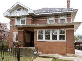 6817 S Bennett Ave, Chicago, IL 60649