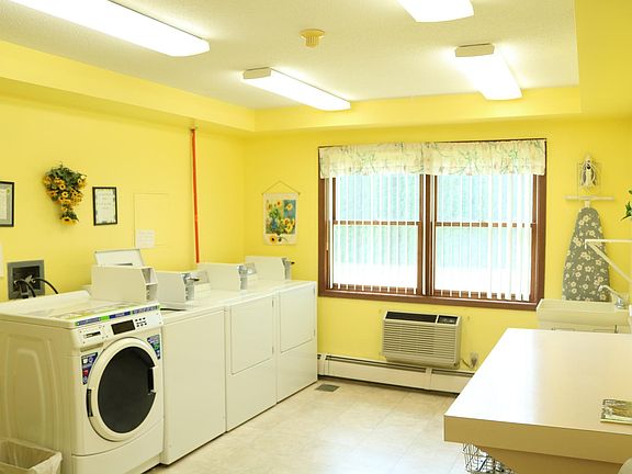 5th image of 711 Jefferson St #1-7-20