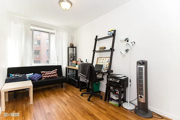 Rented by Citi Habitats | media 8