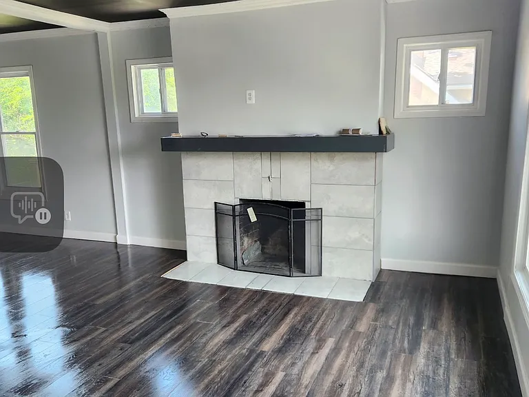 2996 Hazelwood St #2 — Photo 9