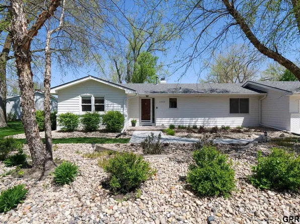 22722 Southshore Dr, Waterloo, NE 68069