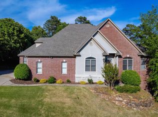 115 Noyant Dr, Little Rock, AR 72223