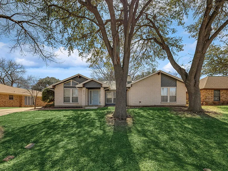4513 Foxfire Way — Photo 36