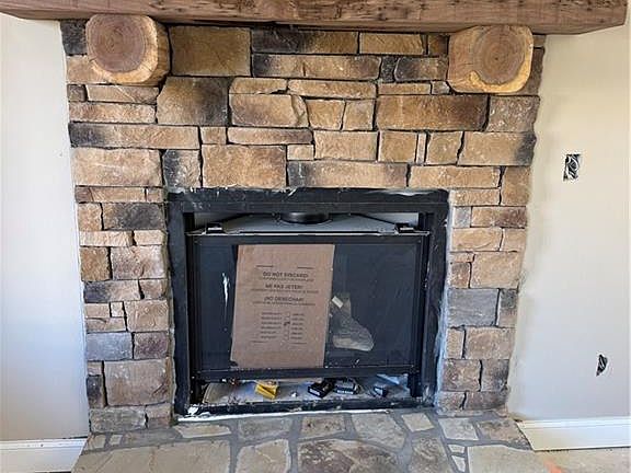 2nd image of 249 Wilson