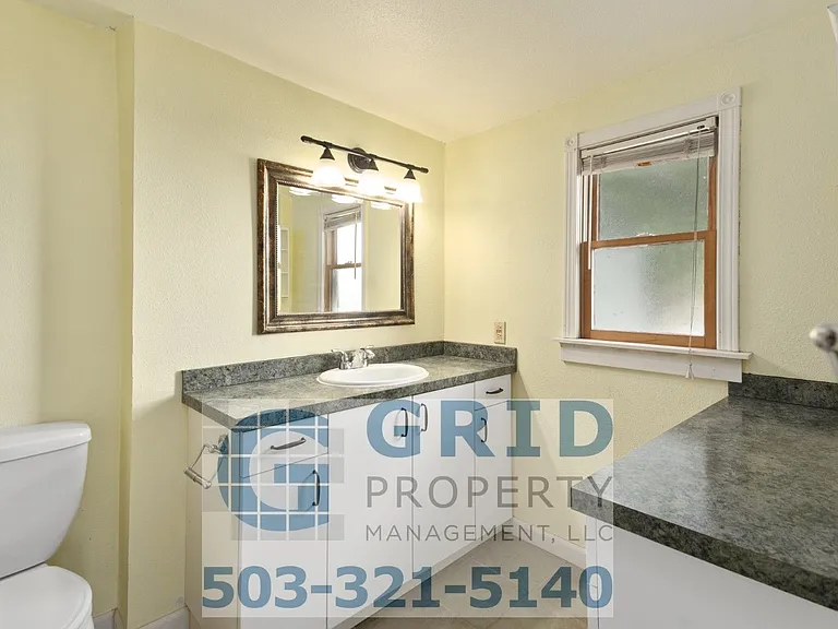 4535 SE Francis St — Photo 9