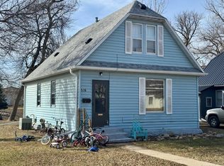 516 E 5th Ave, Redfield, SD 57469