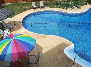 13716 N Wildflower Dr, Chillicothe, IL 61523
