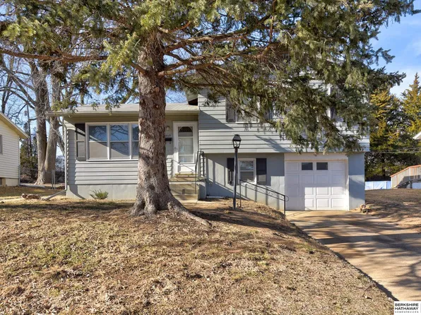 5630 N 69th Ave, Omaha, NE 68104