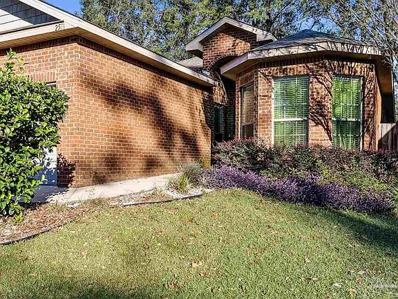 2nd image of 2518 Redford Dr