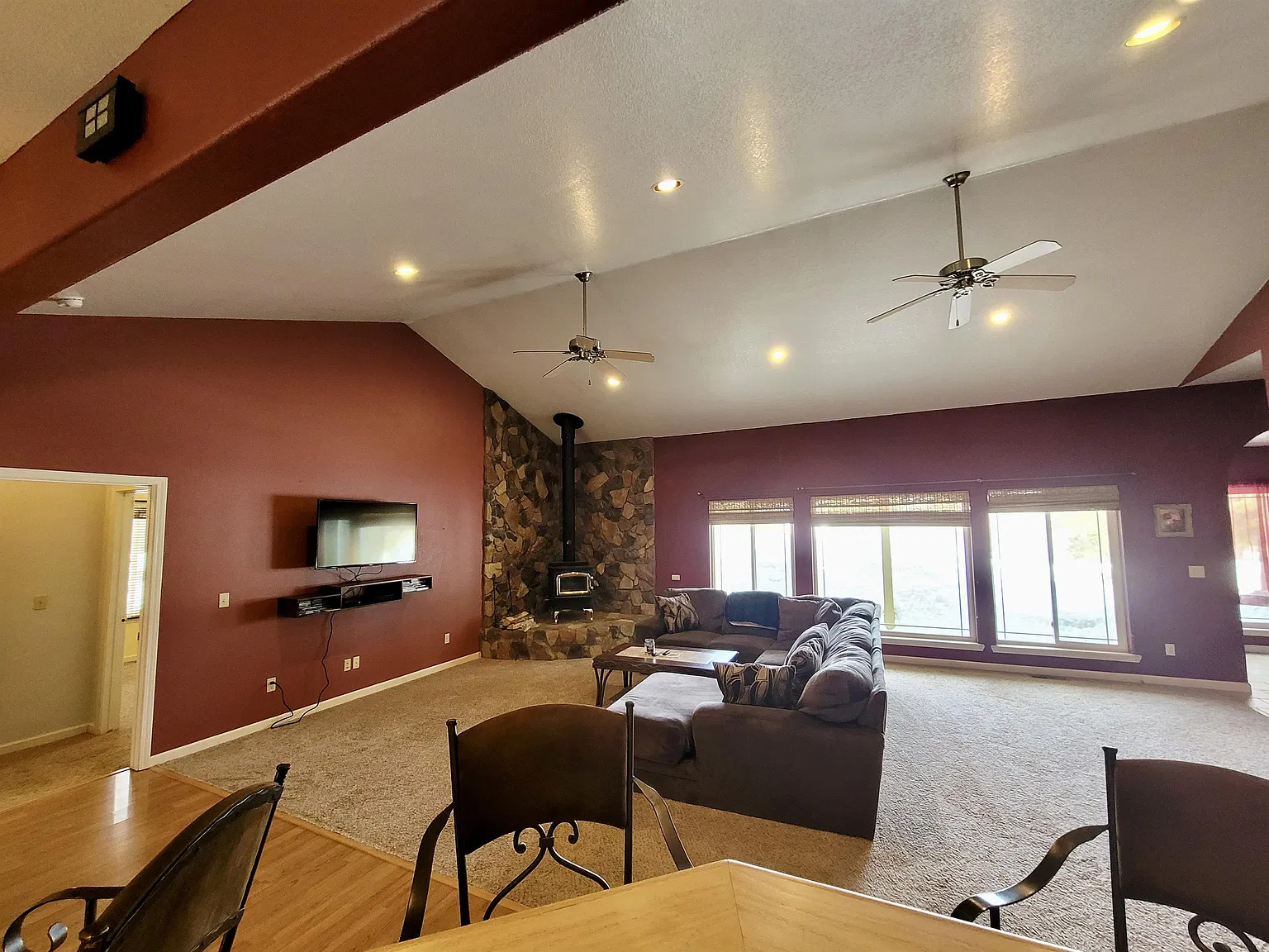 96 Woodward Drive - 1 — Photo 2