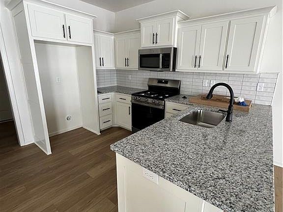 2nd image of 9434 N Harden Ave
