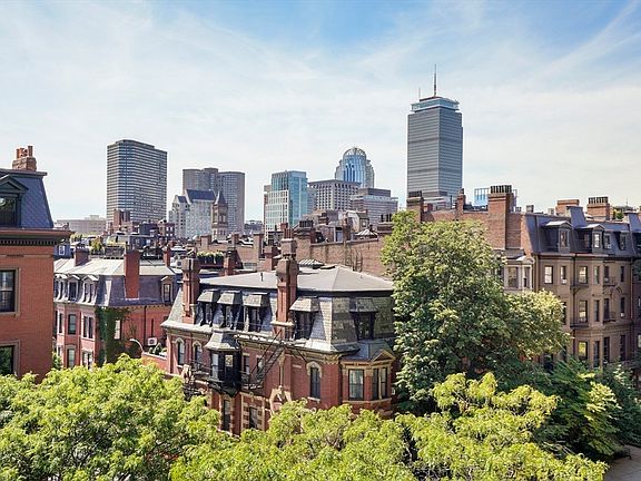 3rd image of 180 Beacon St #6A