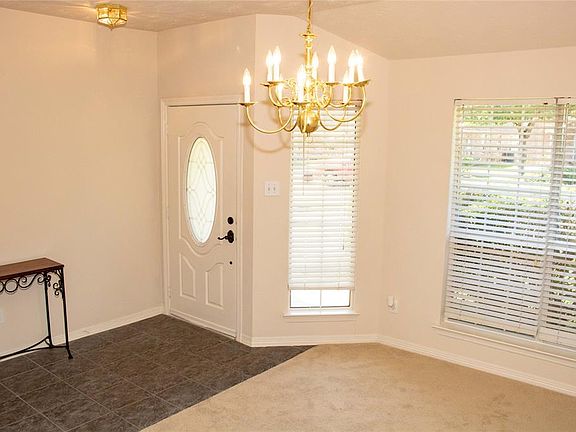 Entry and Formal Dining